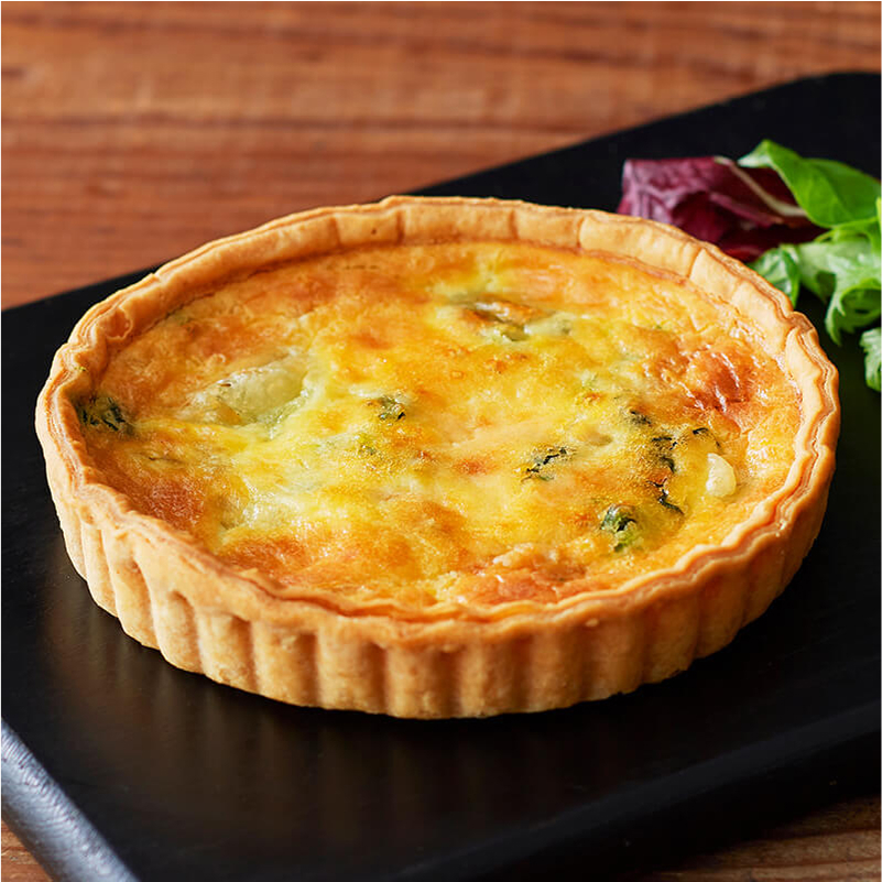 季節のケーキとデリカのセット