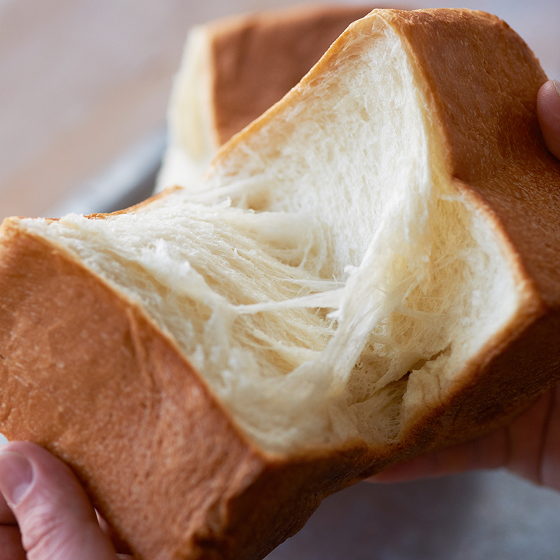 スコーンフィと生クリーム食パンのセット
