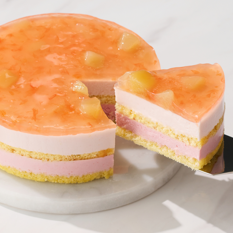 フラワーピンクブーケと選べる季節のケーキ