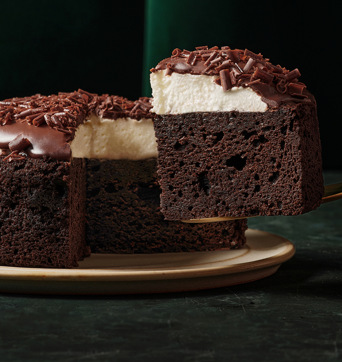 ベルコリーヌ画像 ケーキ本体とカット1ピース